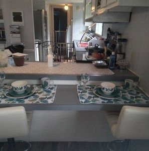 Meet your Posher, Sharon